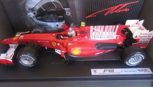 Hotwheels Alonso Ferrari F10 1:18