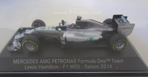 Minichamps Mercedes W05 1:43 Dealer edition