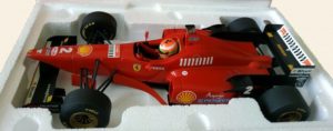 Minichamps Ferrari F310-2 Irvine 1996 Italian GP 1:12