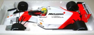 Minichamps McLaren MP4-7 Senna 1:18