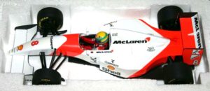 Minichamps McLaren MP4-8 Senna 1:18