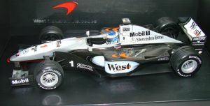 Minichamps McLaren MP4-14 Hakkinen 1:18