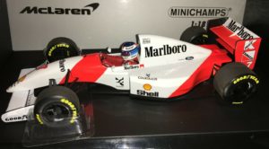 Minichamps McLaren MP4-8 Hakkinen 1:18