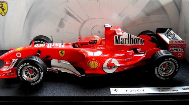 Hotwheels Ferrari F2004 Schumacher 1:18
