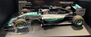 Mercedes W06 Lewis 2015 World Champions Collection 1:18