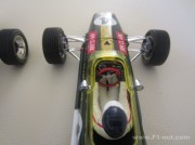 FIGURINE 1/18 JIM CLARK IMMENSE VROOM NOT PEINT FOR QUARTZO SPARK EXOTO