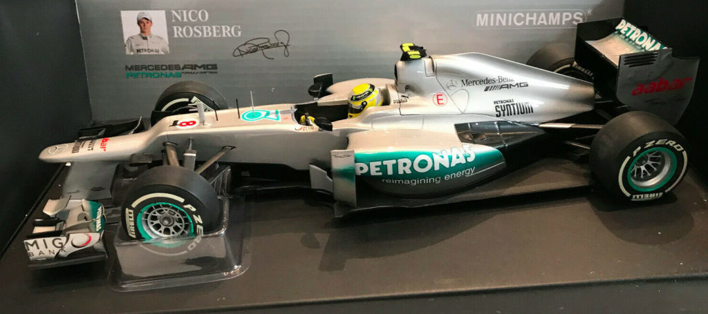 Figurine Pilote F1 1 18 À VENDRE! - FR