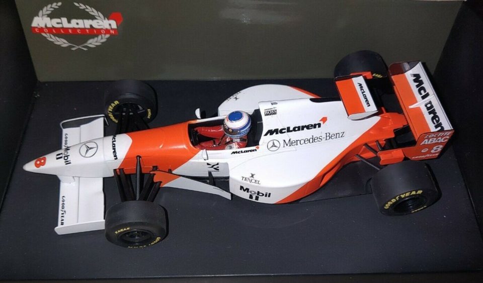 Miniature Minichamps 1/18 – McLaren Mercedes MP4/13N Heidfeld, Modèle D’occasion