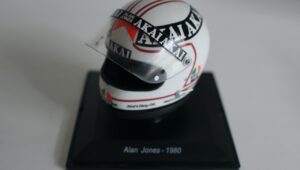 SparkEditions 1:5 F1 helmet Alan Jones 1980